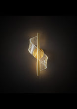 modern swirl wall lightt